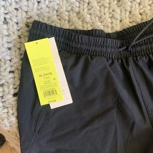Running shorts